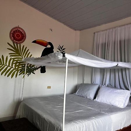 Maiku Amazonas Hotel Puerto Nariño Eksteriør billede