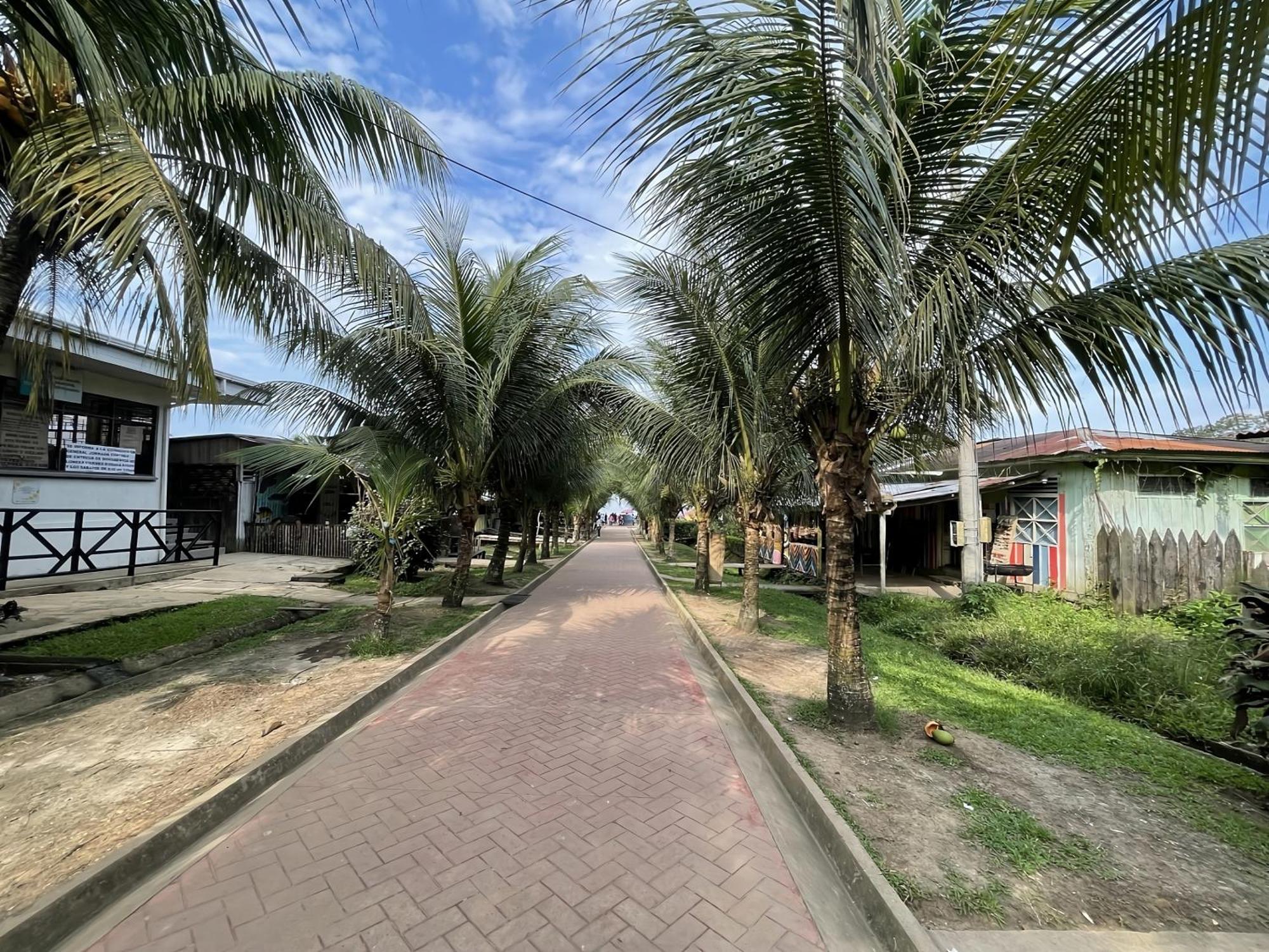 Maiku Amazonas Hotel Puerto Nariño Eksteriør billede